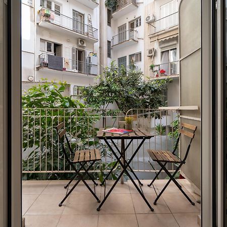 Ideally Located Apartment In Central Athens Atenas Exterior foto