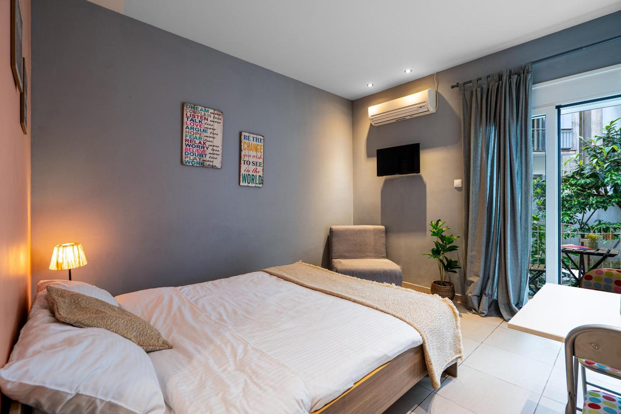 Ideally Located Apartment In Central Athens Atenas Exterior foto