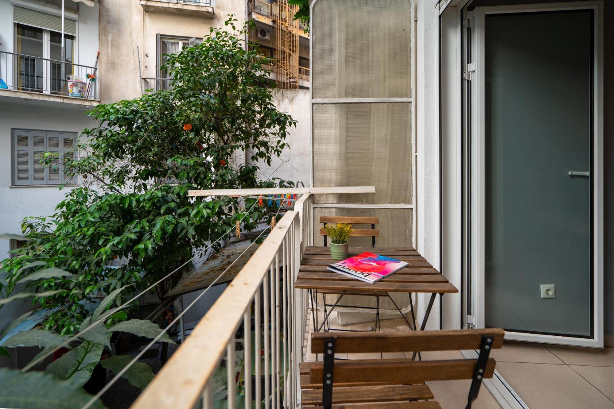 Ideally Located Apartment In Central Athens Atenas Exterior foto