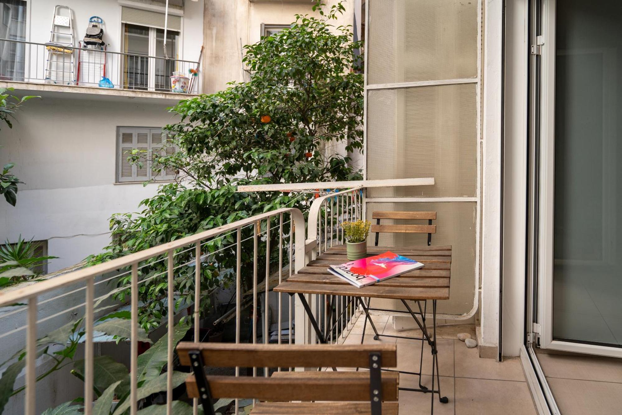 Ideally Located Apartment In Central Athens Atenas Exterior foto